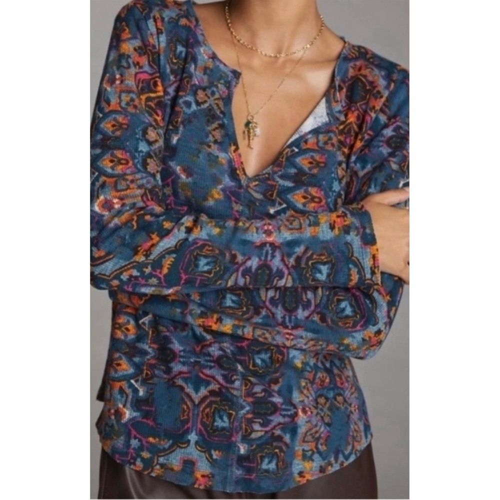 Anthropologie Pilcro Notched Waffle Knit Top Womens Medium Blue Orange